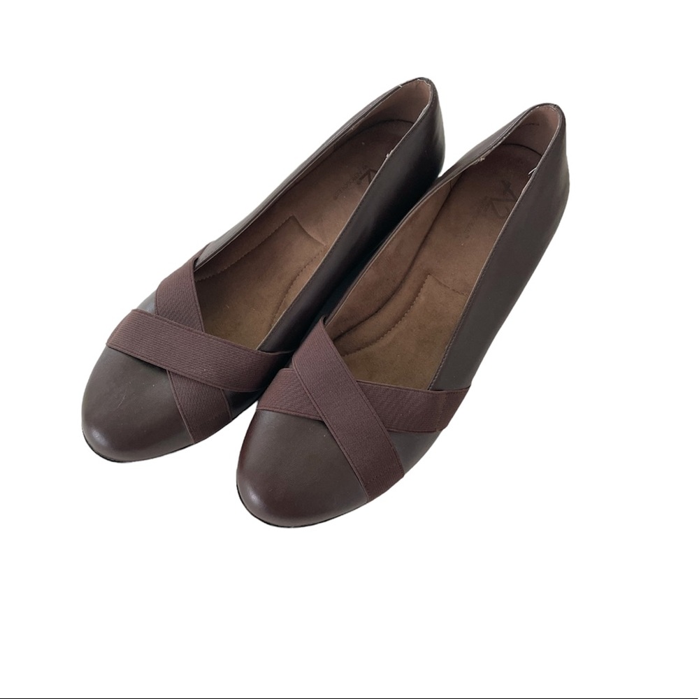 A2 by Aerosolss brown flats